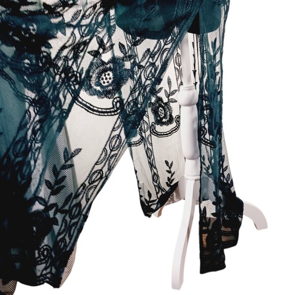 Eleter, Evergreen Lace Maxi Dress with Short Romper Underneath, Size XL, Fairy - Picture 8 of 16